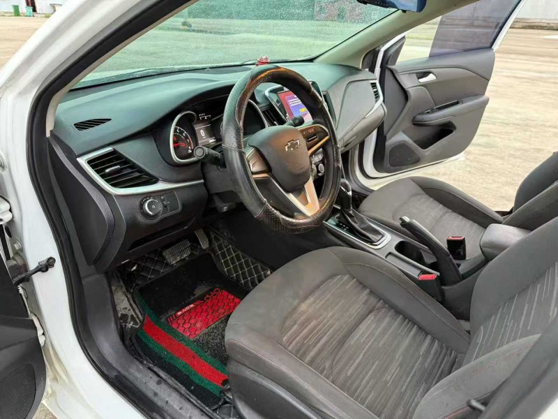 徐州20年雪佛兰科鲁泽6