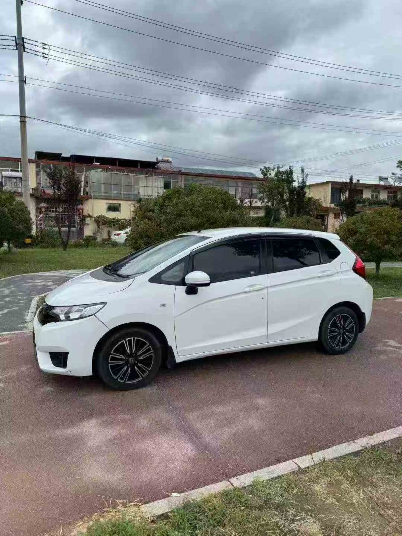 枣庄15年本田飞度2