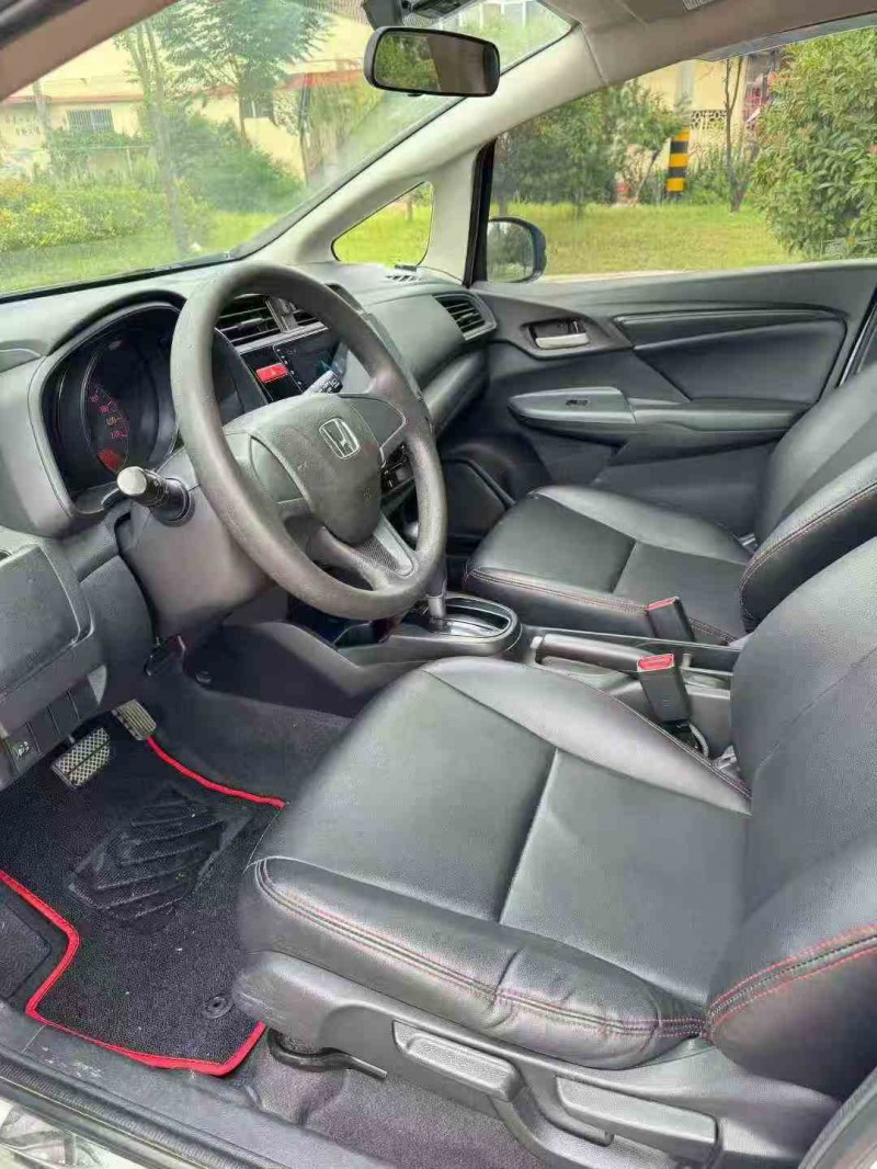 枣庄15年本田飞度4