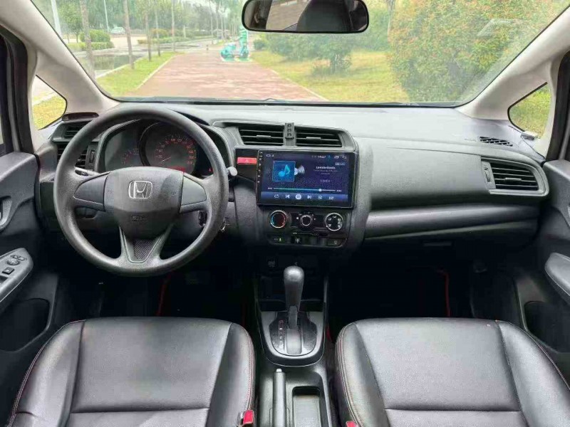 枣庄15年本田飞度6