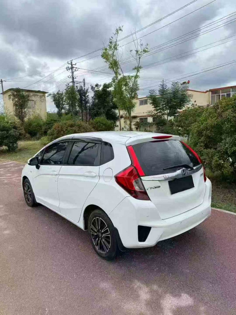 枣庄15年本田飞度7