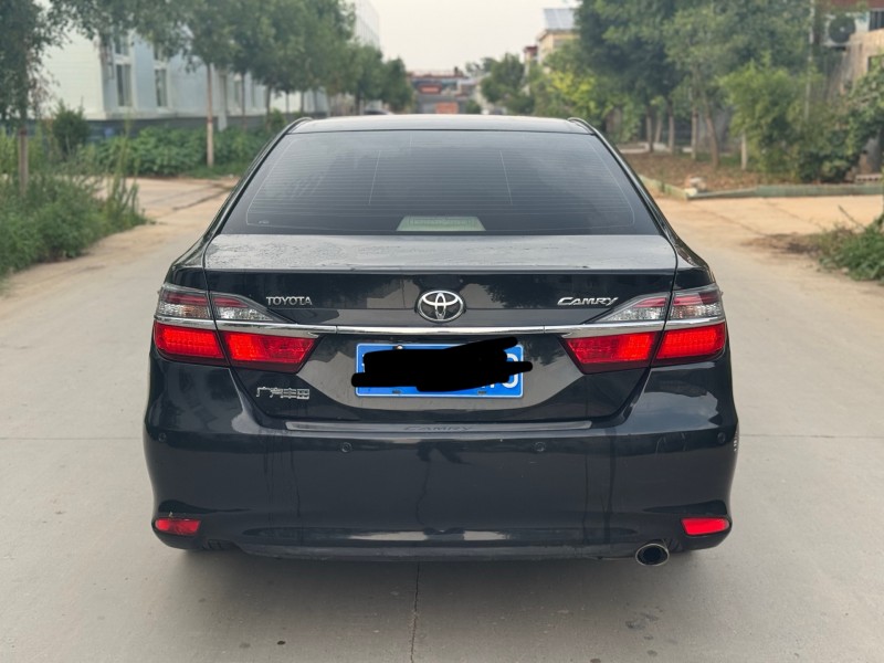 新乡16年丰田凯美瑞5