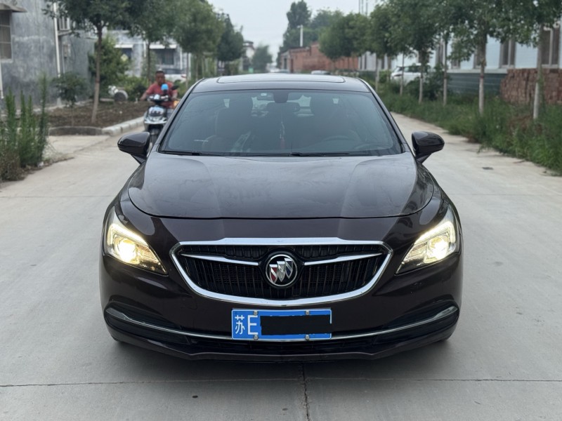 新乡17年别克君越1