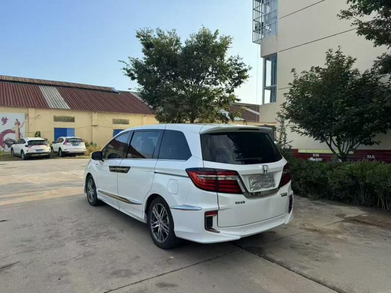 徐州20年本田艾力绅3