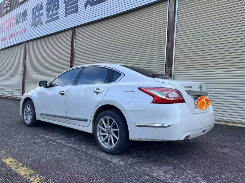 肇庆13年日产天籁7