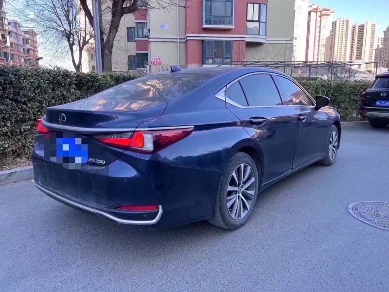 青岛20年雷克萨斯ES6