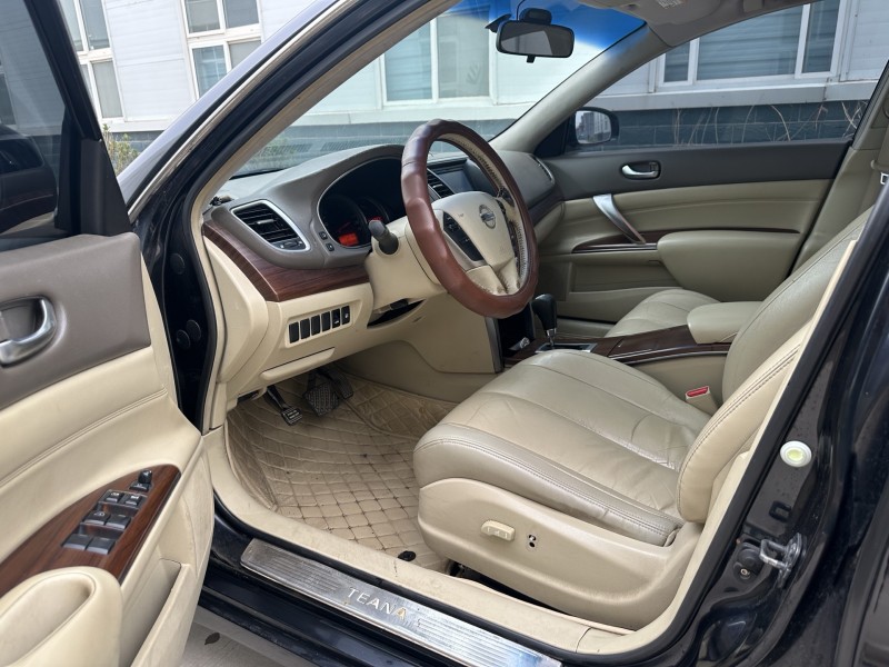 新乡09年日产天籁9