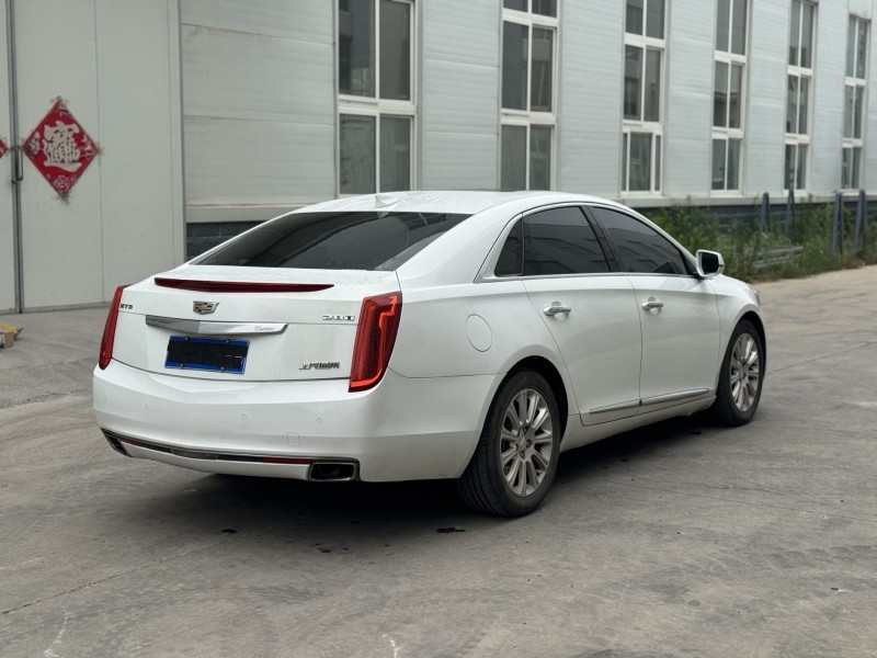 新乡17年凯迪拉克XTS6