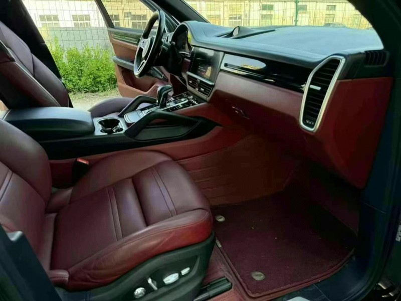 徐州20年保时捷卡宴4