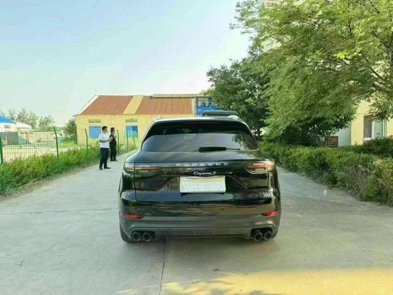 徐州20年保时捷卡宴9