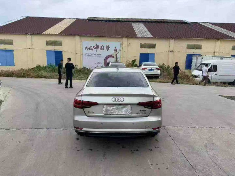 徐州17年奥迪A4L9
