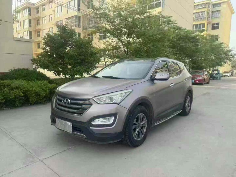 徐州13年现代全新胜达2