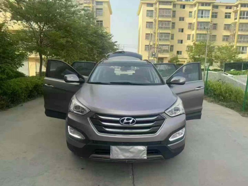 徐州13年现代全新胜达6