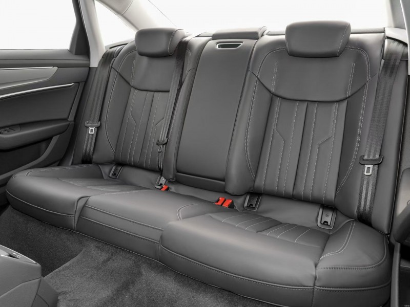 成都25年奥迪A6L2