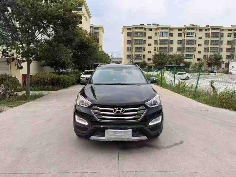 徐州14年现代全新胜达1