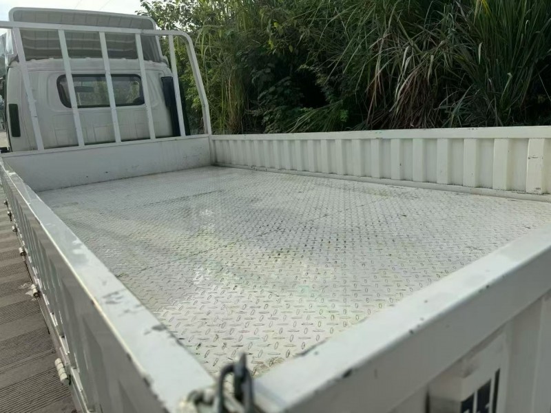 成都25年江淮康铃6