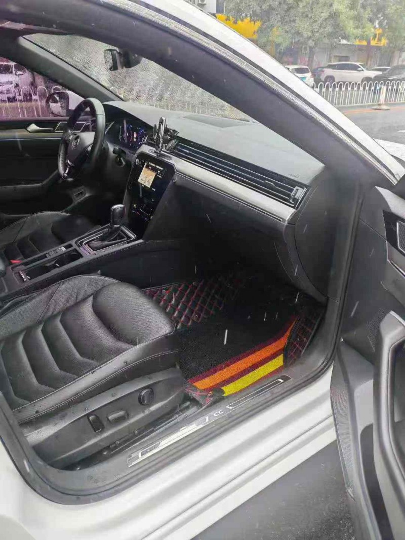 保定20年大众CC8