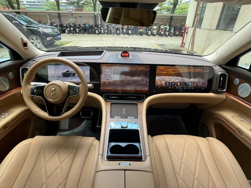 佛山25年华为智选问界8