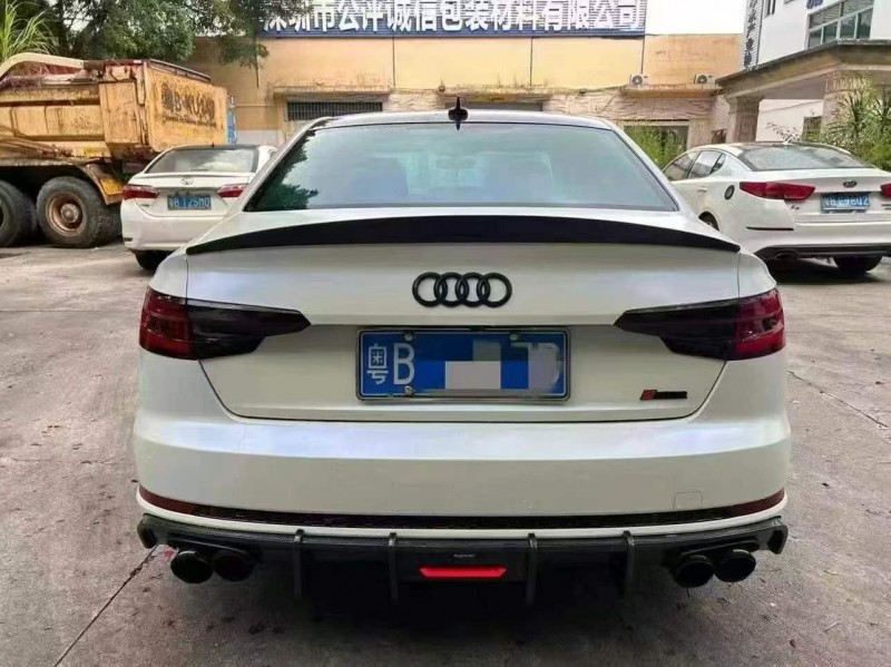 广州17年奥迪A4L9