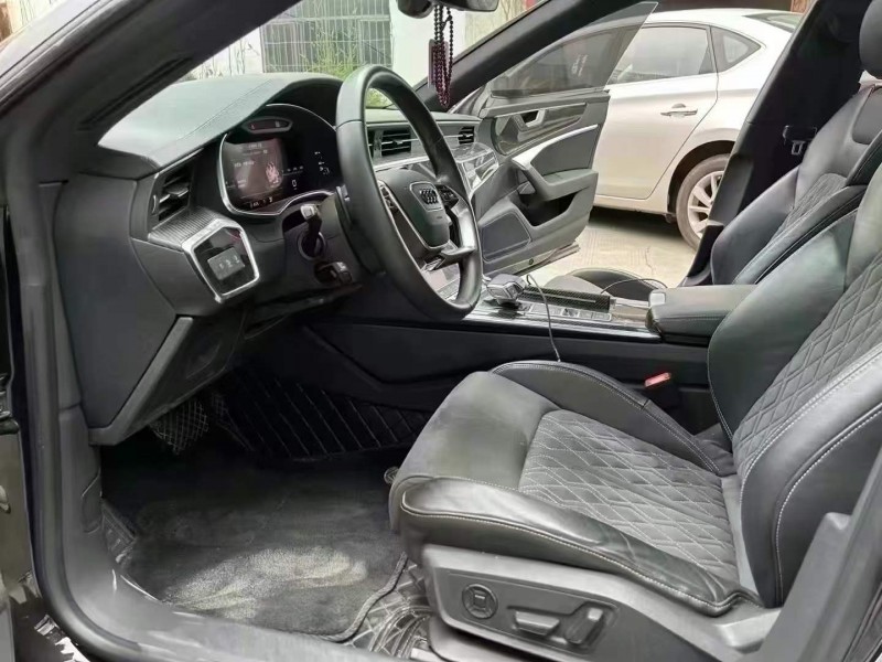 深圳22年奥迪A7L3