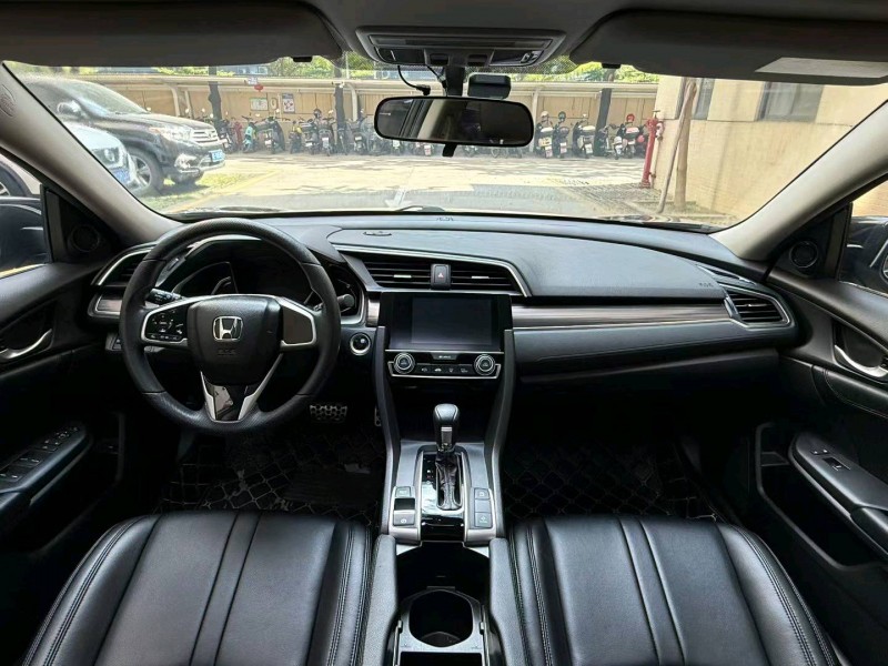 佛山21年本田思域8