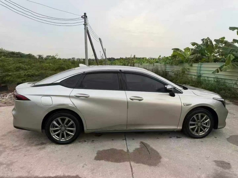 江门23年传祺埃安S8