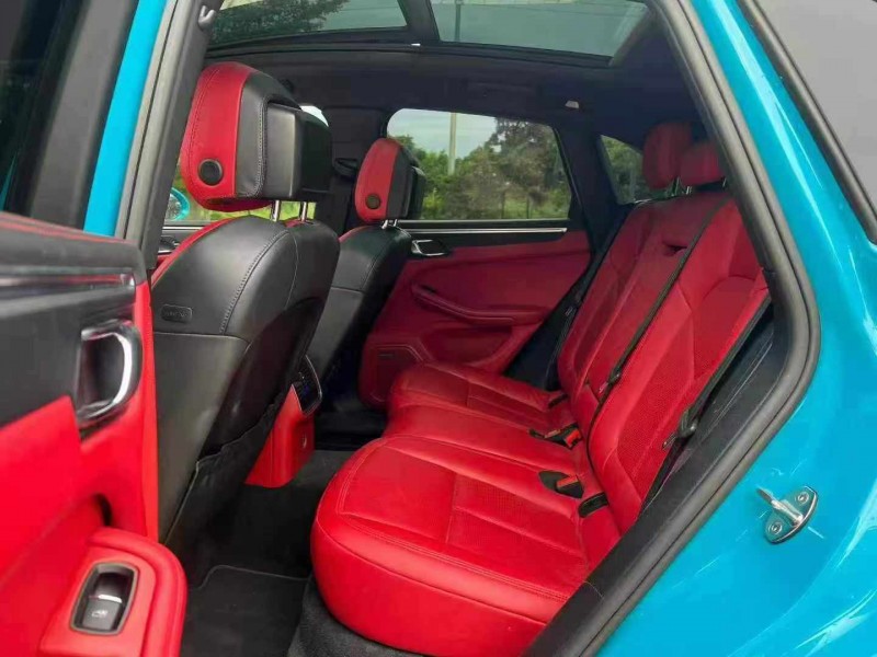 珠海19年保时捷Macan7