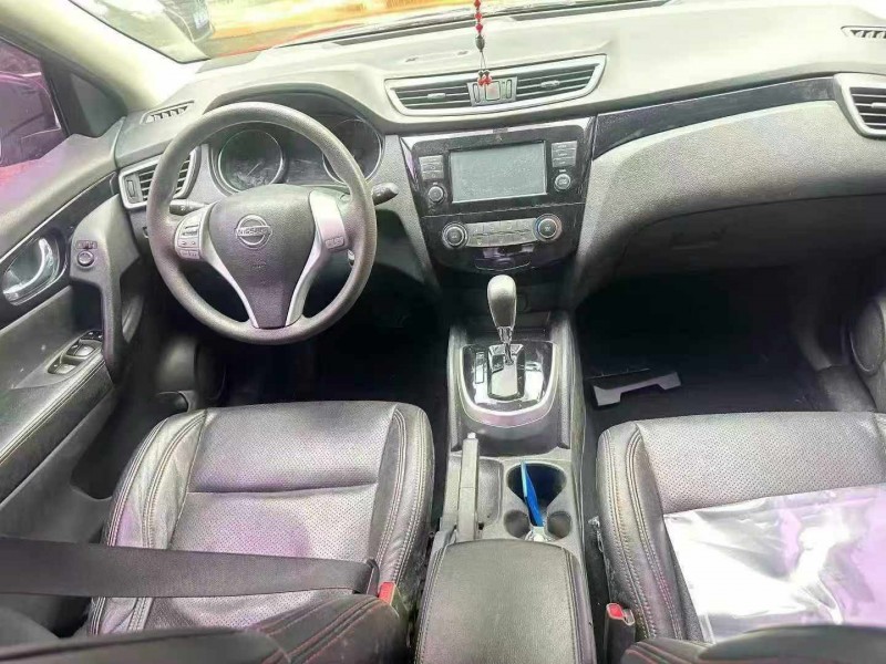 贵港17年日产逍客4