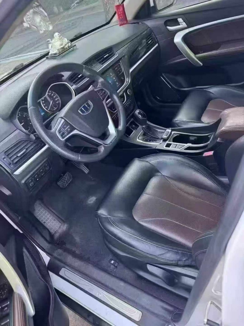 衡阳17年吉利帝豪5