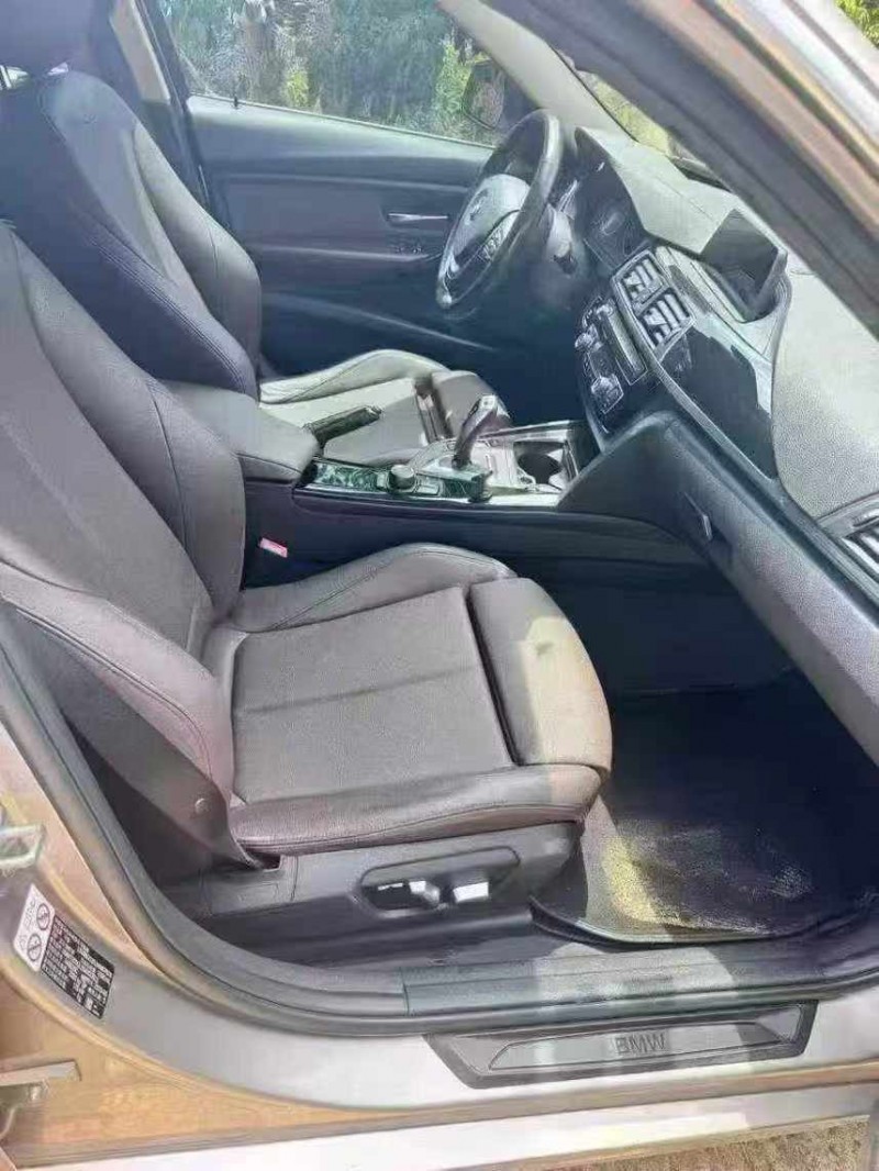 北海18年宝马3系4