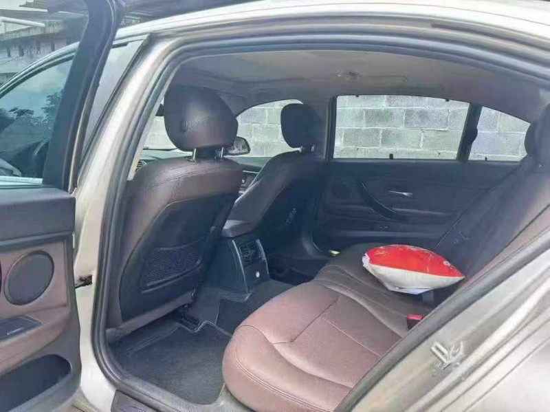 北海18年宝马3系7