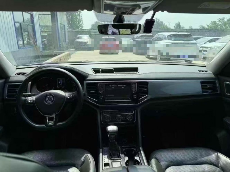 菏泽17年大众途昂3