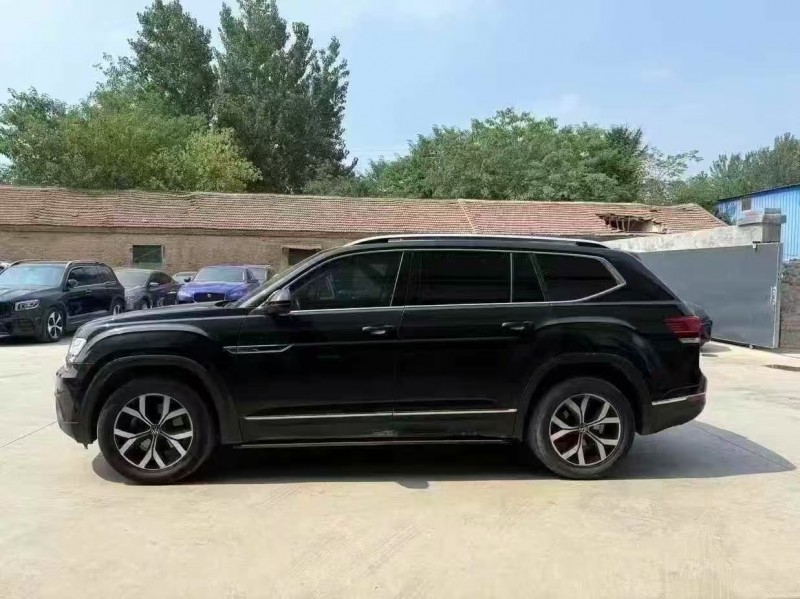 菏泽17年大众途昂7