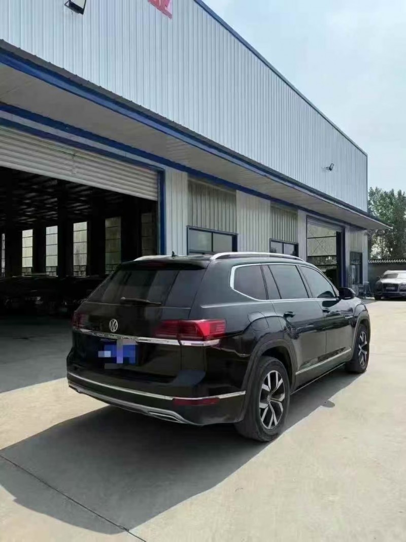 菏泽17年大众途昂8