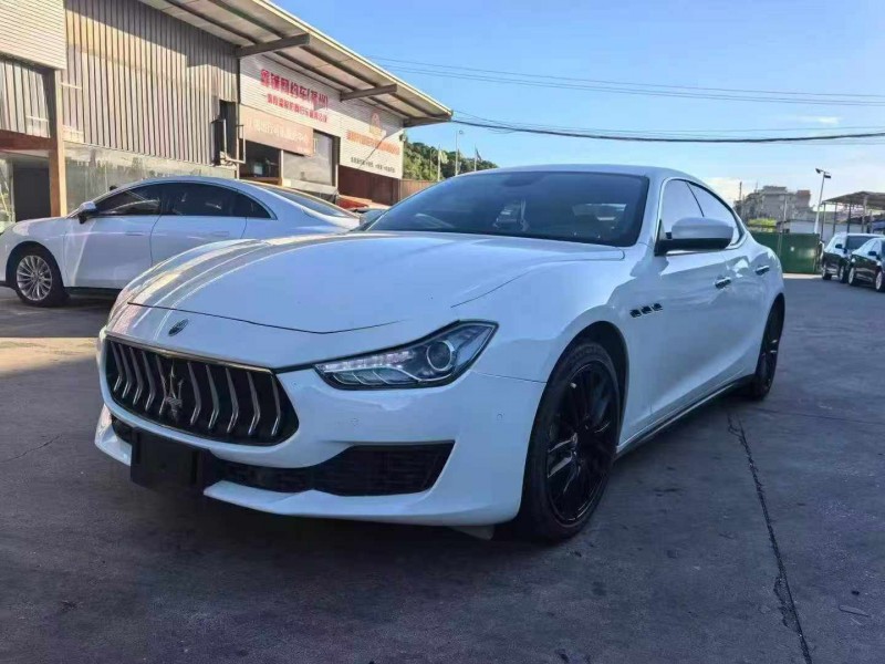 漳州17年玛莎拉蒂Ghibli2