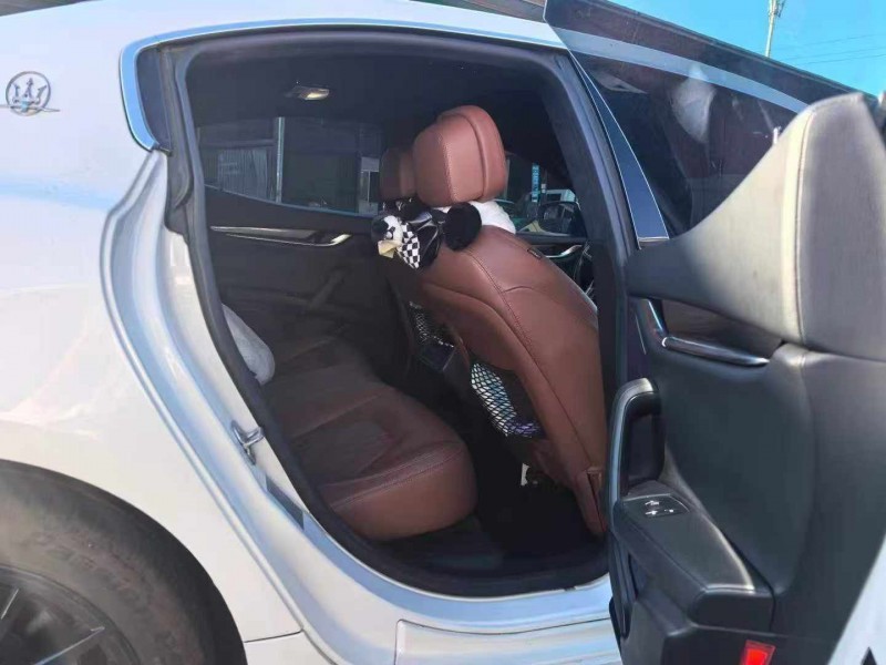 漳州17年玛莎拉蒂Ghibli5