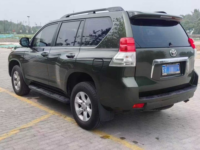 沧州11年丰田普拉多7