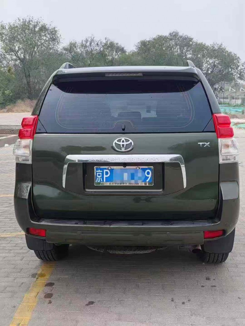 沧州11年丰田普拉多9