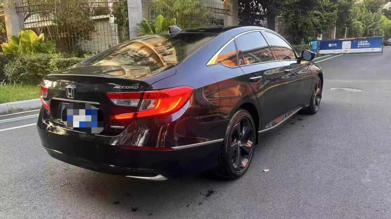 金华21年本田雅阁8