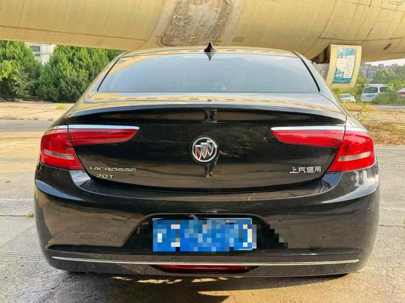 沧州17年别克君越9