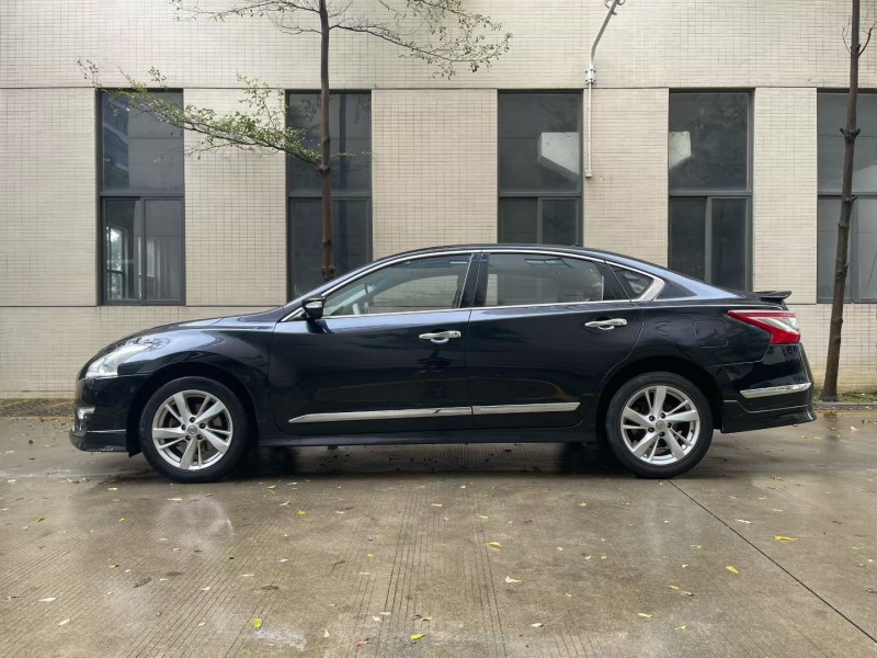 佛山15年日产天籁6