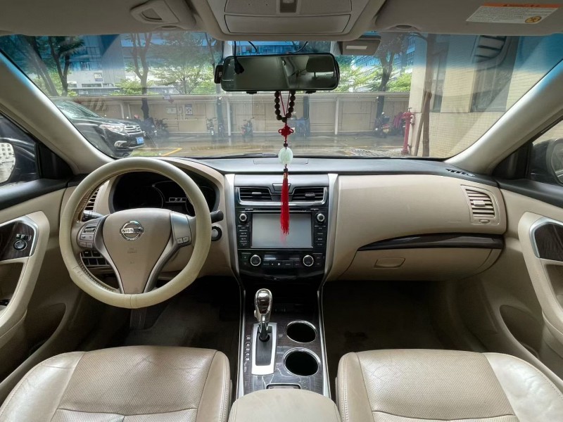 佛山15年日产天籁8