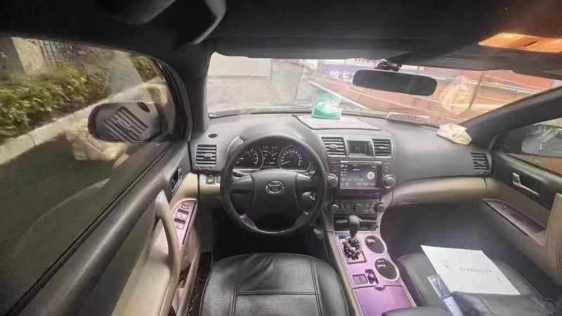 金华15年丰田汉兰达4