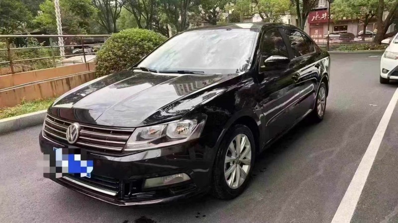 宁波18年大众朗动2