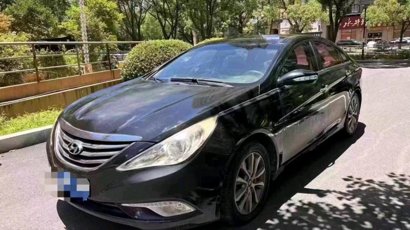 舟山14年现代索纳塔2