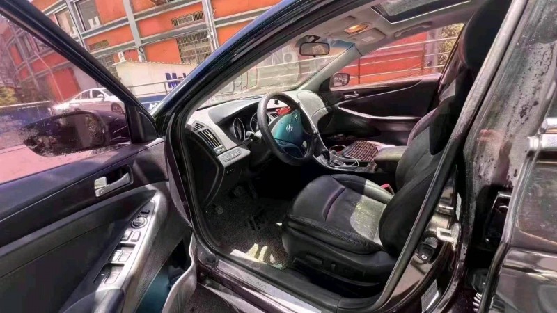 舟山14年现代索纳塔5