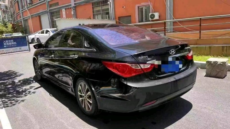 舟山14年现代索纳塔7