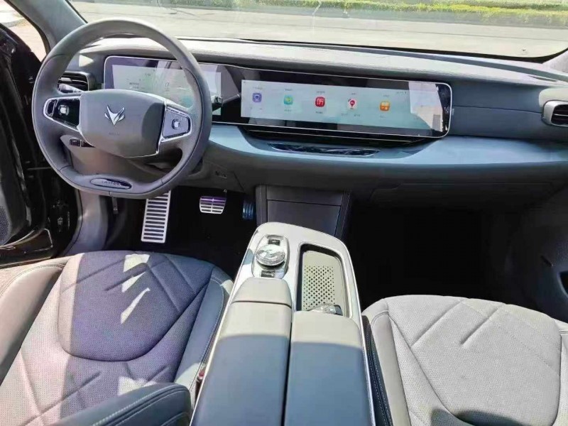 金华23年极狐汽车阿尔法4