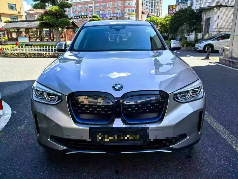 金华22年宝马IX31