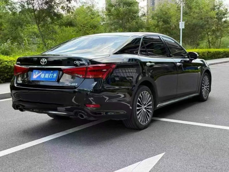 东莞18年丰田皇冠7